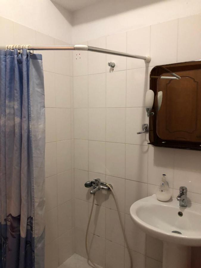 Center Pirro Apartamento Himarë