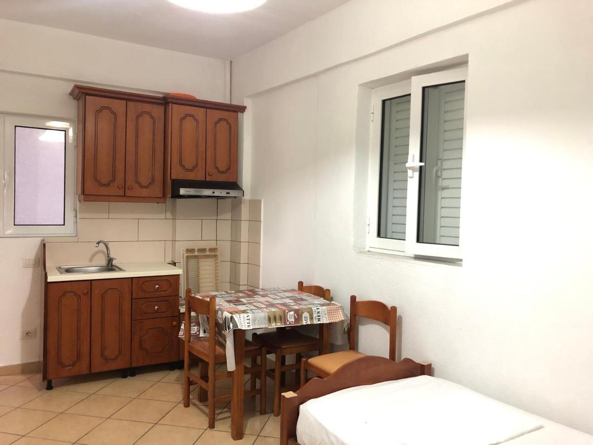 Center Pirro Appartamento