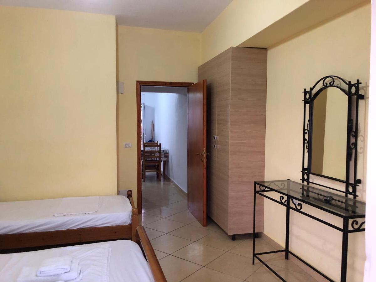 Apartament Center Pirro